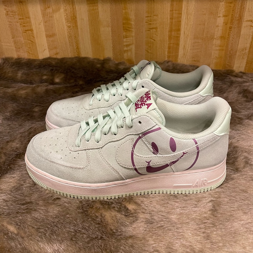 Nike Air Force 1 LowHave a Nike Day Frosted Spruce